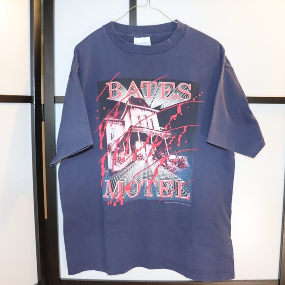 Vintage 90s Bates Motel T-Shirt Psycho Movie Tee Single Stitch. Made In USA - Picture 3 of 10